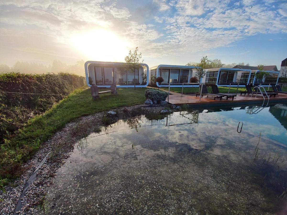 Glamping Maleric With Natural Pool Dragatus Ngoại thất bức ảnh